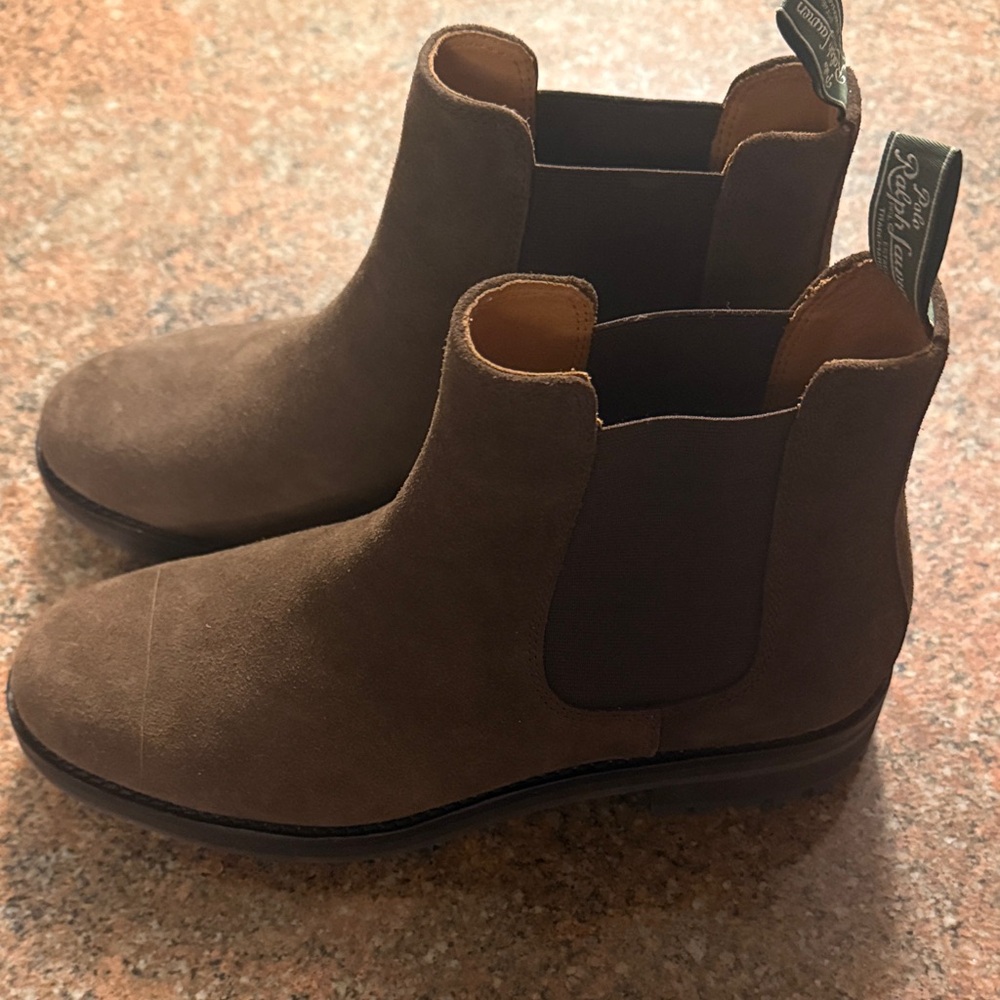 Ralph Lauren Tan Suede Chukka Boots